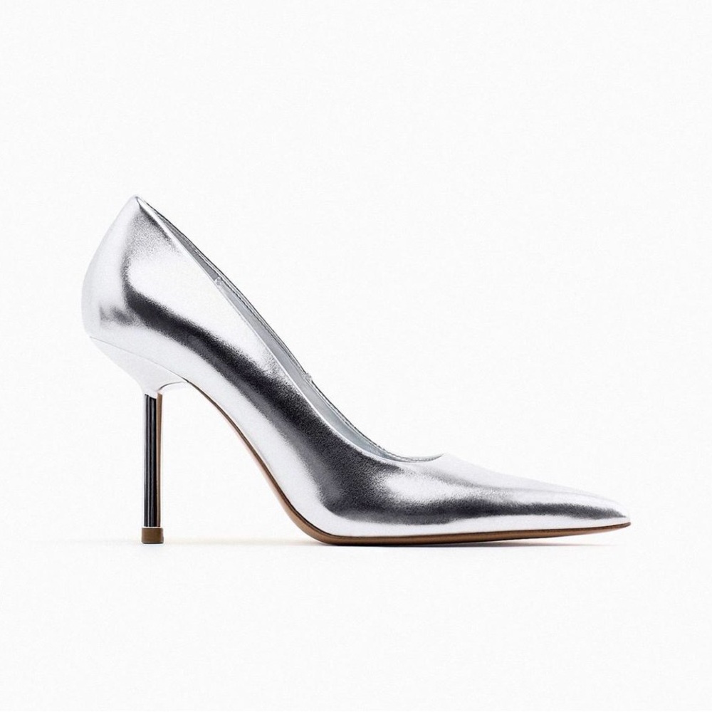 Metallic High Heeled Pumps